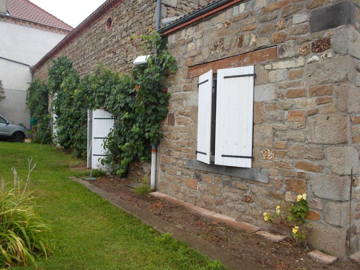 Bed and Breakfast Relais Des Chaux Saint-Jean-des-Ollieres Экстерьер фото