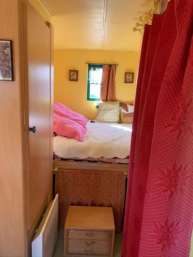 Bed and Breakfast Relais Des Chaux Saint-Jean-des-Ollieres Экстерьер фото