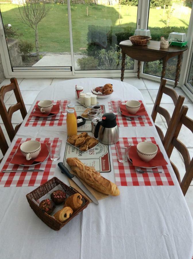 Bed and Breakfast Relais Des Chaux Saint-Jean-des-Ollieres Экстерьер фото